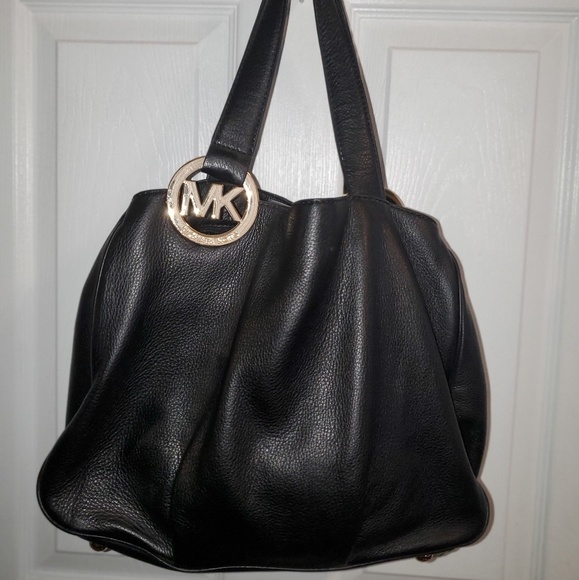 Michael Jors Bucket Bag - Picture 1 of 3